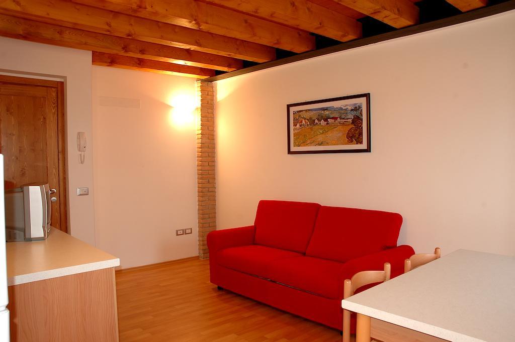 Agriturismo Al Tralcio Valeggio sul Mincio Cameră foto