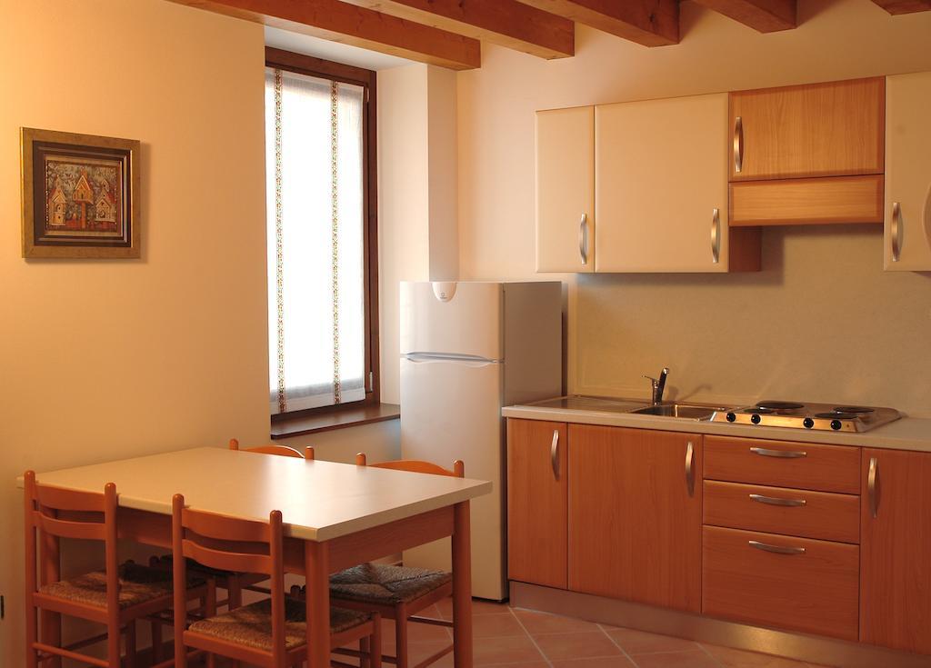 Agriturismo Al Tralcio Valeggio sul Mincio Cameră foto